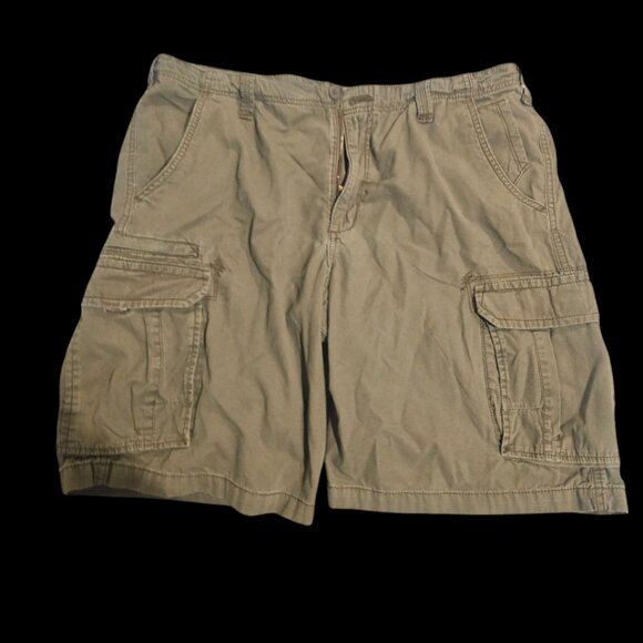 Lee Dungarees Other - Men's Lee Dungarees Cargo Shorts Size 38 - Length 21 1/2